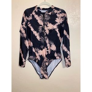 Perfect summer one piece! NEVER been worn.